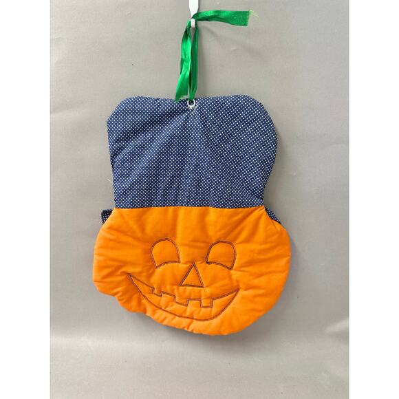 Vintage Halloween orange with polka dots Jack-o'-lantern quilted wall hanging - Picture 6 of 16